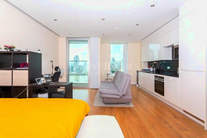 Studio To Rent In Arora Tower, Waterview Drive, North Greenwich, SE10