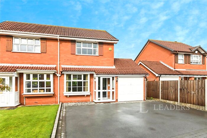 2 Bedroom House To Rent In Blaythorn Avenue, Solihull, West Midlands, B92