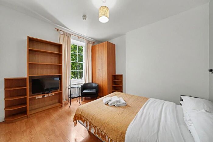Studio To Rent In Cartwright Gardens, London, WC1H