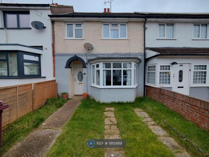 3 Bedroom Terraced House To Rent In Bramshaw Road, Tilehurst, Reading, RG30