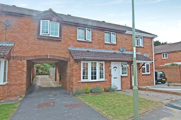 4 Bedroom Terraced House To Rent In Knotgrass Road, Locks Heath, SO31