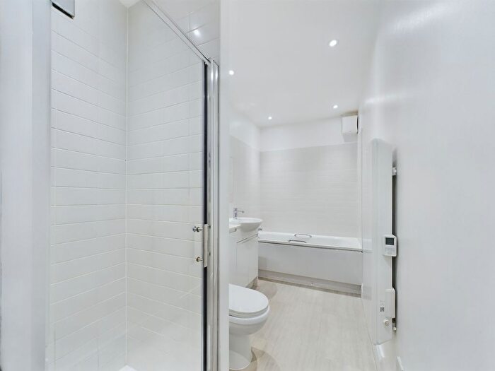 2 Bedroom Flat To Rent In Boddington House, Boddington Lane, Boddington, Nr Cheltenham, GL51