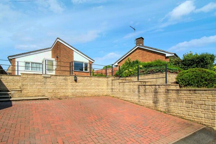 2 Bedroom Detached Bungalow To Rent In Little Bourton, Spring Lane, OX17