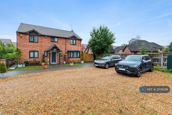 4 Bedroom Detached House To Rent In Wickets, Picket Piece, Andover, SP11
