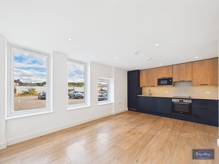 2 Bedroom Apartment To Rent In Progressive Close, Heather Court, DA14