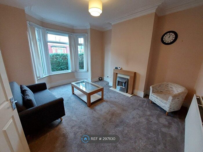 3 Bedroom Terraced House To Rent In Highfield Range, Manchester, M18