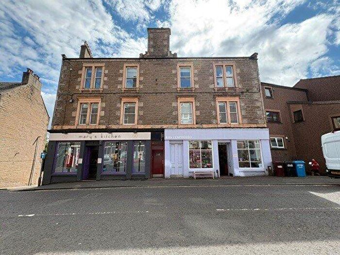 3 Bedroom Flat To Rent In Perth Road, Dundee, DD1