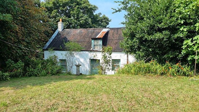 2 Bedroom Country House For Sale In Leedstown, Hayle, TR27