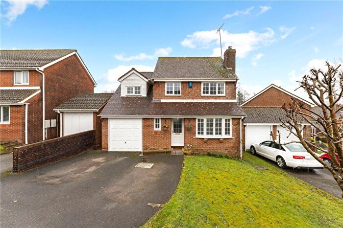 4 Bedroom Detached House For Sale In Davies Close, Marlborough, Wiltshire, SN8