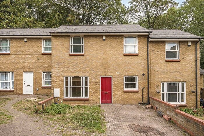 2 Bedroom Terraced House To Rent In Elverson Road, Deptford, SE8
