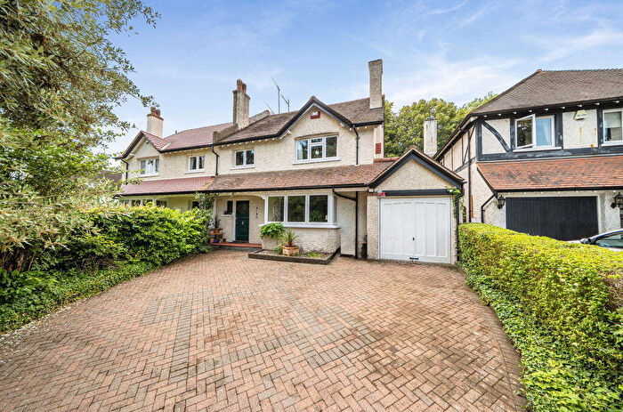 4 Bedroom Semi-Detached House For Sale In Foxley Lane, West Purley, CR8