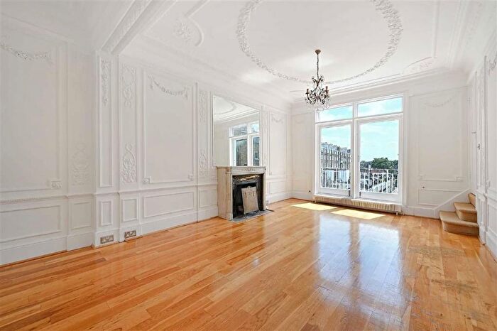 1 Bedroom Flat To Rent In Ennismore Gardens, South Kensington, SW7