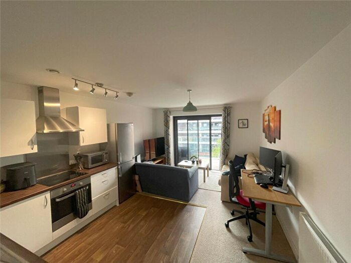 1 Bedroom Apartment For Sale In Kingman Way, Newbury, Berkshire, RG14