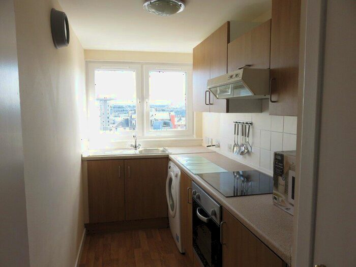 1 Bedroom Flat To Rent In Union Street, City Centre, Aberdeen, AB11