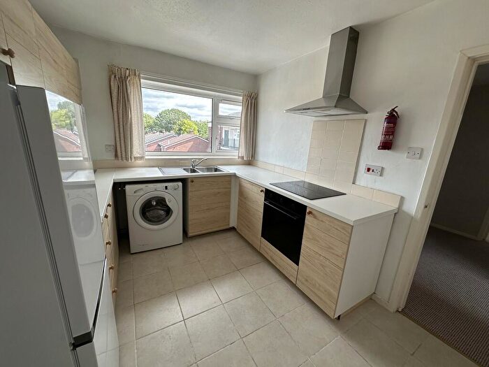 1 Bedroom Apartment To Rent In Buckfast Close, Macclesfield, SK10