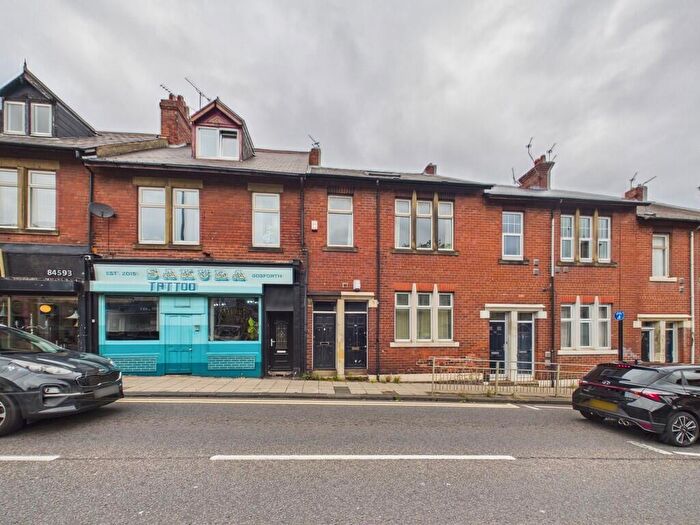 3 Bedroom Maisonette For Sale In Station Road, Gosforth, Newcastle Upon Tyne, NE3