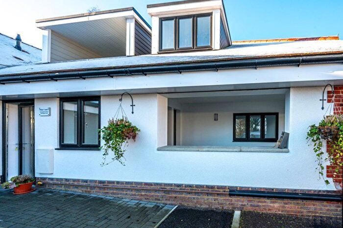 2 Bedroom Flat For Sale In Coronation House, Shere, Gomshall, GU5