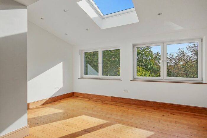 2 Bedroom Flat To Rent In St Floor, Muswell Hill Road, Muswell Hill Road, N10