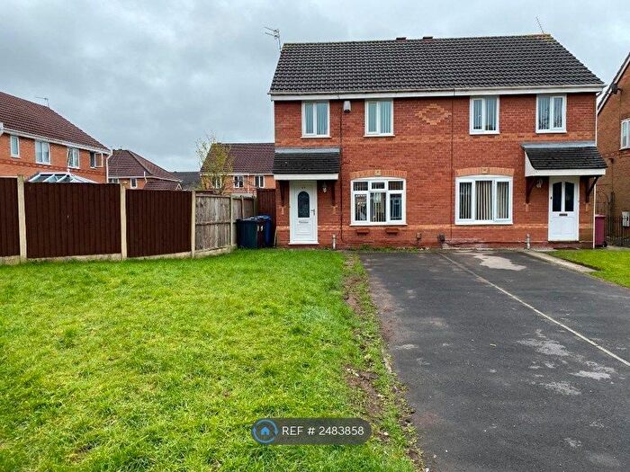 3 Bedroom Semi-Detached House To Rent In Rotherham Close, Liverpool, L36