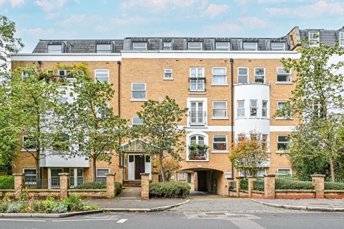 1 Bedroom Flat To Rent In Albion Road, Stoke Newington, London, N16