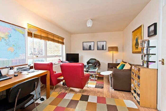 2 Bedroom Terraced House To Rent In Rochelle Close, Battersea, SW11