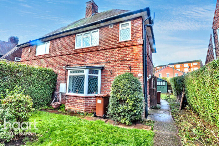 3 Bedroom Semi Detached House For Sale In The Wells Road, Nottingham, NG3