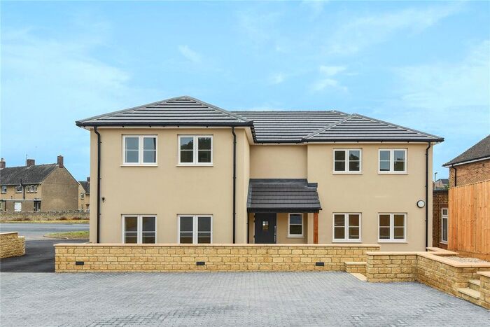 1 Bedroom Flat To Rent In Hailey Road, Witney, OX28