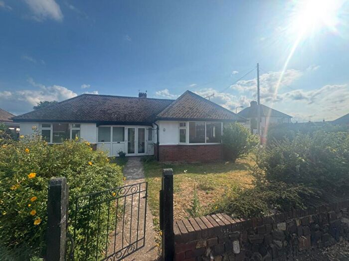 2 Bedroom Detached Bungalow To Rent In Northdown Park Road, Margate, CT9