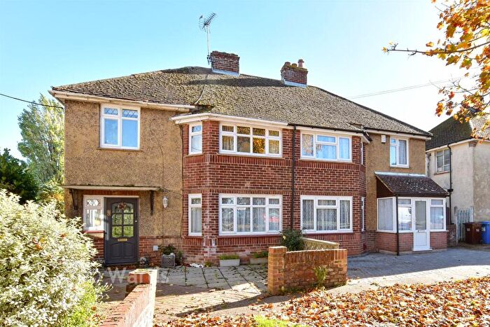 3 Bedroom Semi-Detached House For Sale In Cheney Road, Faversham, Kent, ME13