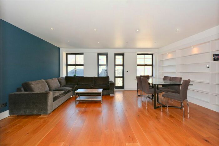 2 Bedroom Flat To Rent In Hobbs Court, Jacob Street, London, SE1