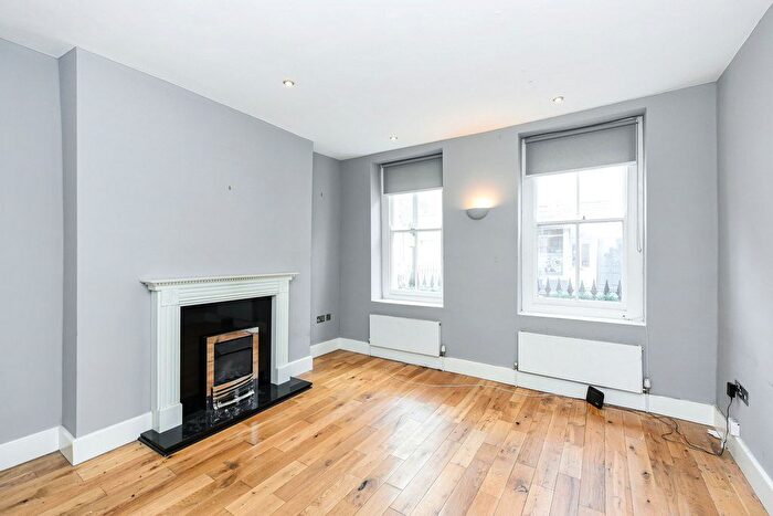 2 Bedroom Flat To Rent In Cleveland Street, Fitzrovia, London, W1T