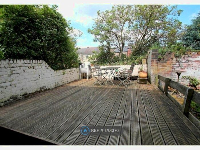 3 Bedroom Terraced House To Rent In Duncombe Street, Sheffield, S6