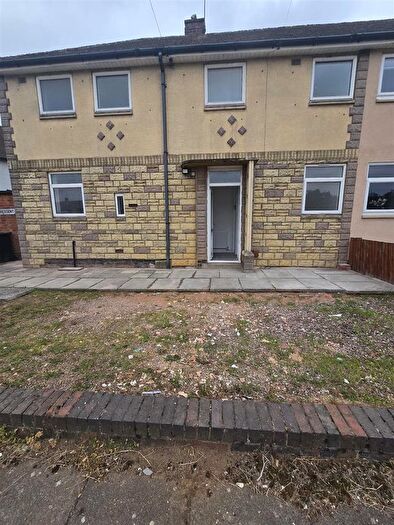 3 Bedroom End Of Terrace House To Rent In Falconer Crescent, Leicester, LE3