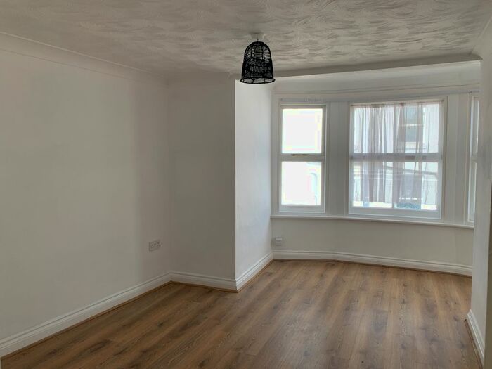 1 Bedroom Flat To Rent In Suffolk Road, Lowestoft, NR32