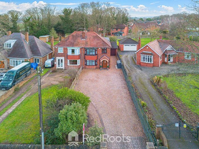 4 Bedroom Semi-detached House For Sale In Melton Road, Sprotbrough, Doncaster, South Yorkshire, DN5