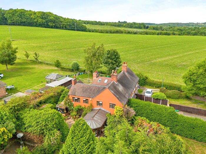 3 Bedroom Cottage For Sale In Oxton Road, Arnold, Nottingham, Nottinghamshire, NG5