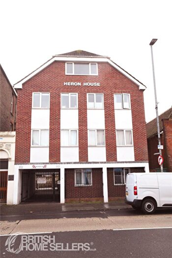 2 Bedroom Apartment For Sale In Albert Road, Southsea, Hampshire, PO5