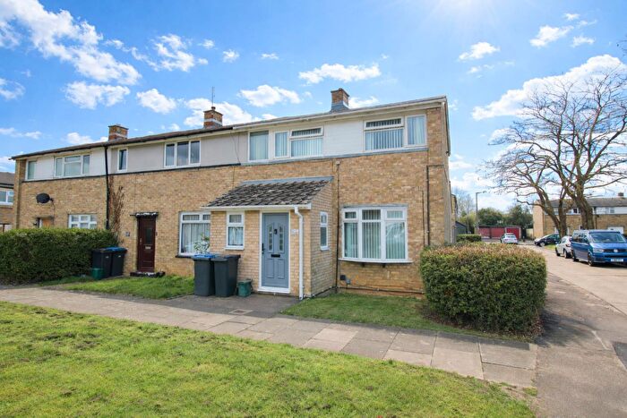 2 Bedroom End Of Terrace House For Sale In Pittmans Field, Harlow, CM20