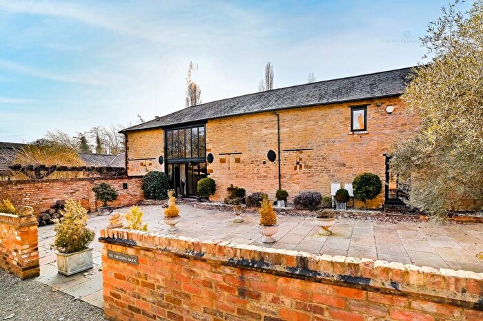 5 Bedroom Barn Conversion To Rent In Newport Road, New Bradwell, Milton Keynes, MK13