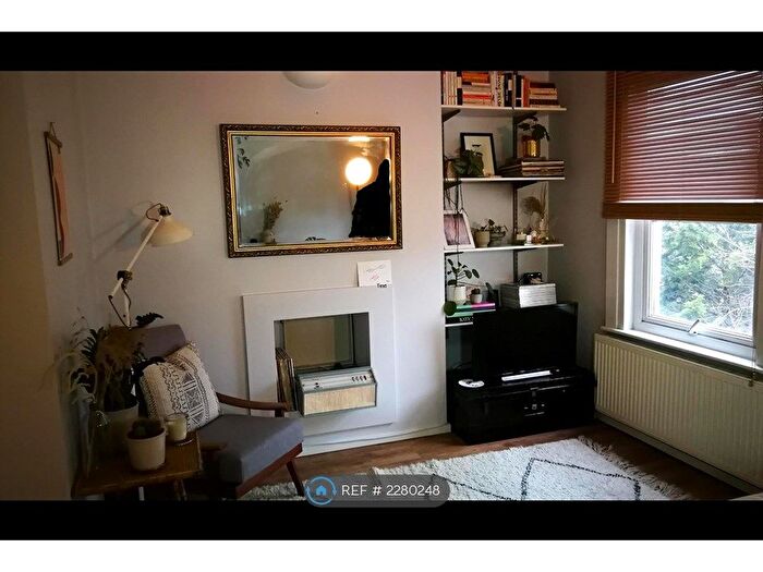 1 Bedroom Flat To Rent In Hackney, London, E5