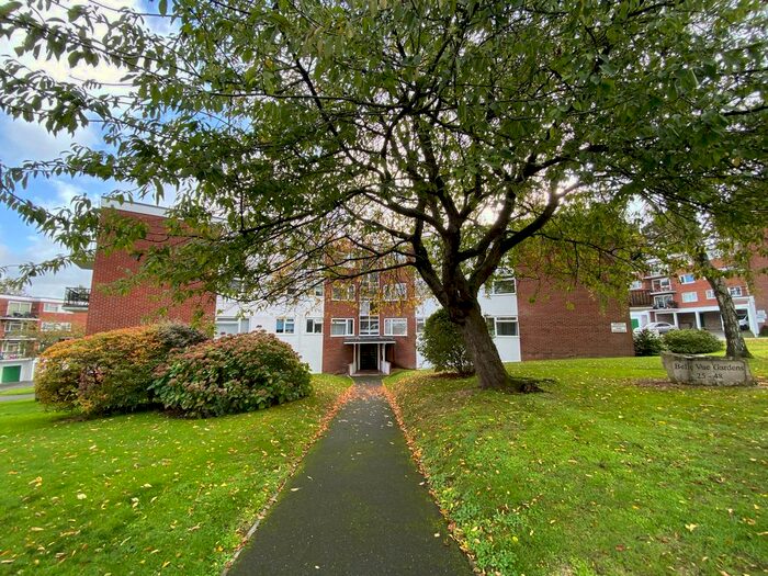 2 Bedroom Flat To Rent In Belle Vue Road, Southbourne, Bournemouth, BH6