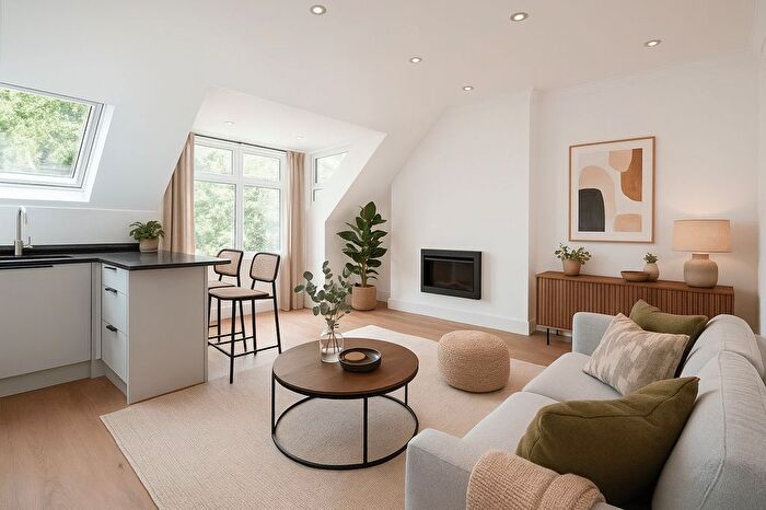 2 Bedroom Flat To Rent In Chatsworth Road, Kilburn, London, NW2