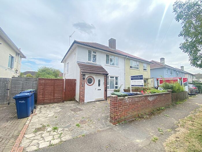 3 Bedroom Semi-Detached House To Rent In Peverel Rd, Cambridge, CB5