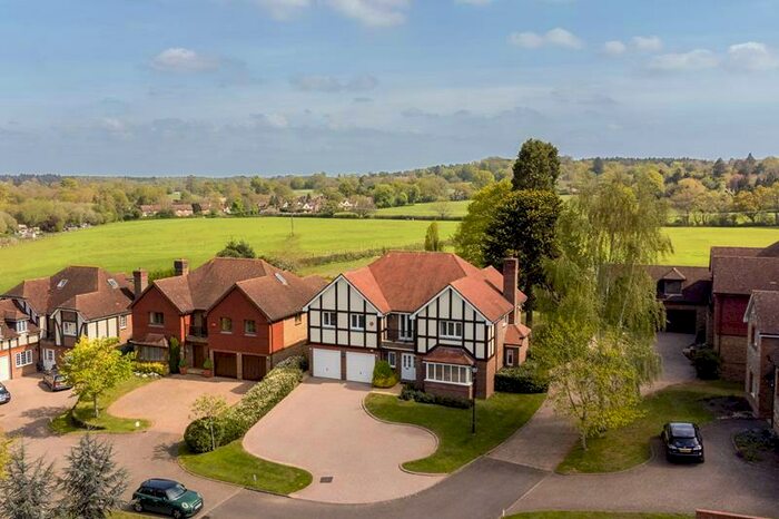 6 Bedroom Detached House To Rent In Sheridan Grange, Broomhall Lane, SL5