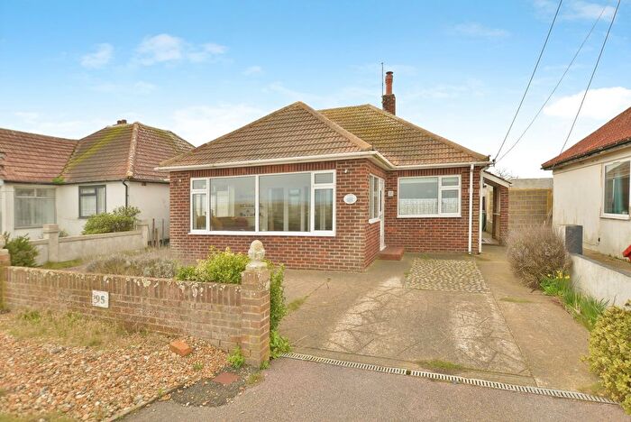 3 Bedroom Bungalow For Sale In Coast Drive, Lydd On Sea, Romney Marsh, Kent, TN29