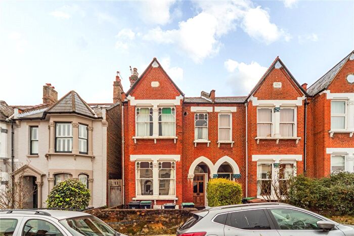 1 Bedroom Flat For Sale In Cavendish Road, London, N4