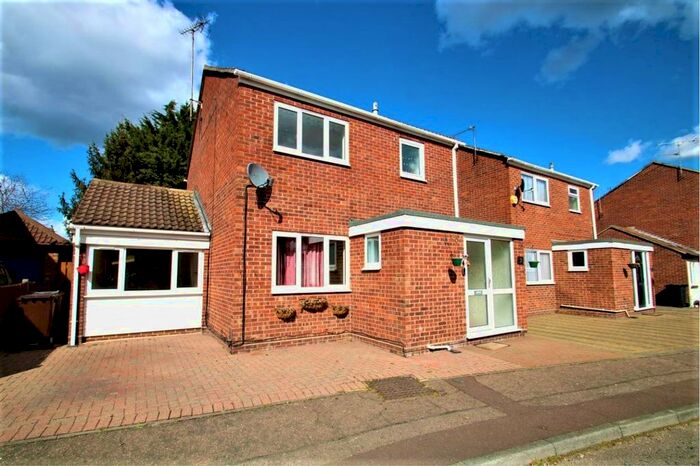 4 Bedroom Detached House To Rent In Lufkin Road, Colchester, CO4