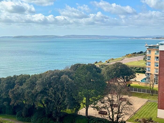 3 Bedroom Apartment For Sale In Manor Road, Bournemouth, Dorset, BH1