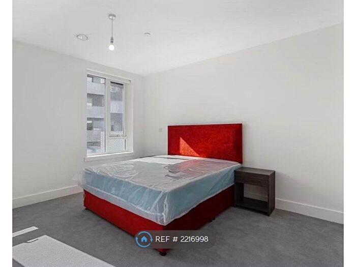 1 Bedroom Flat To Rent In London, London, E16