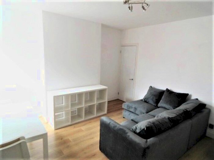 4 Bedroom Terraced House To Rent In Brays Lane, Stoke, Coventry, CV2